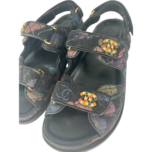 Chanel 2021 Floral CC Denim Quilted Dad Sandals - Picture 6 of 16